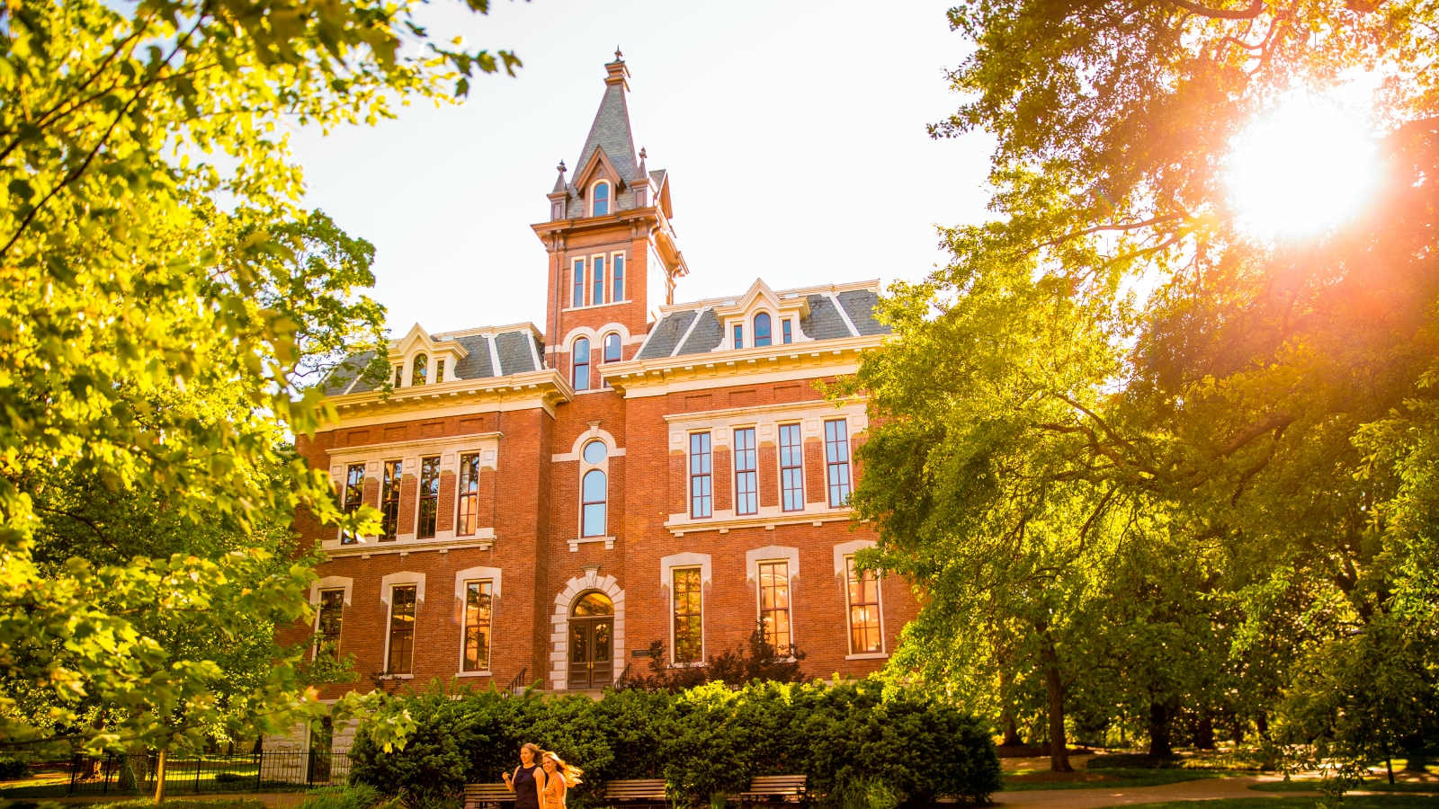 Vanderbilt University rises to No. 13 among nation’s top universities in latest ‘U.S. News’ rankings