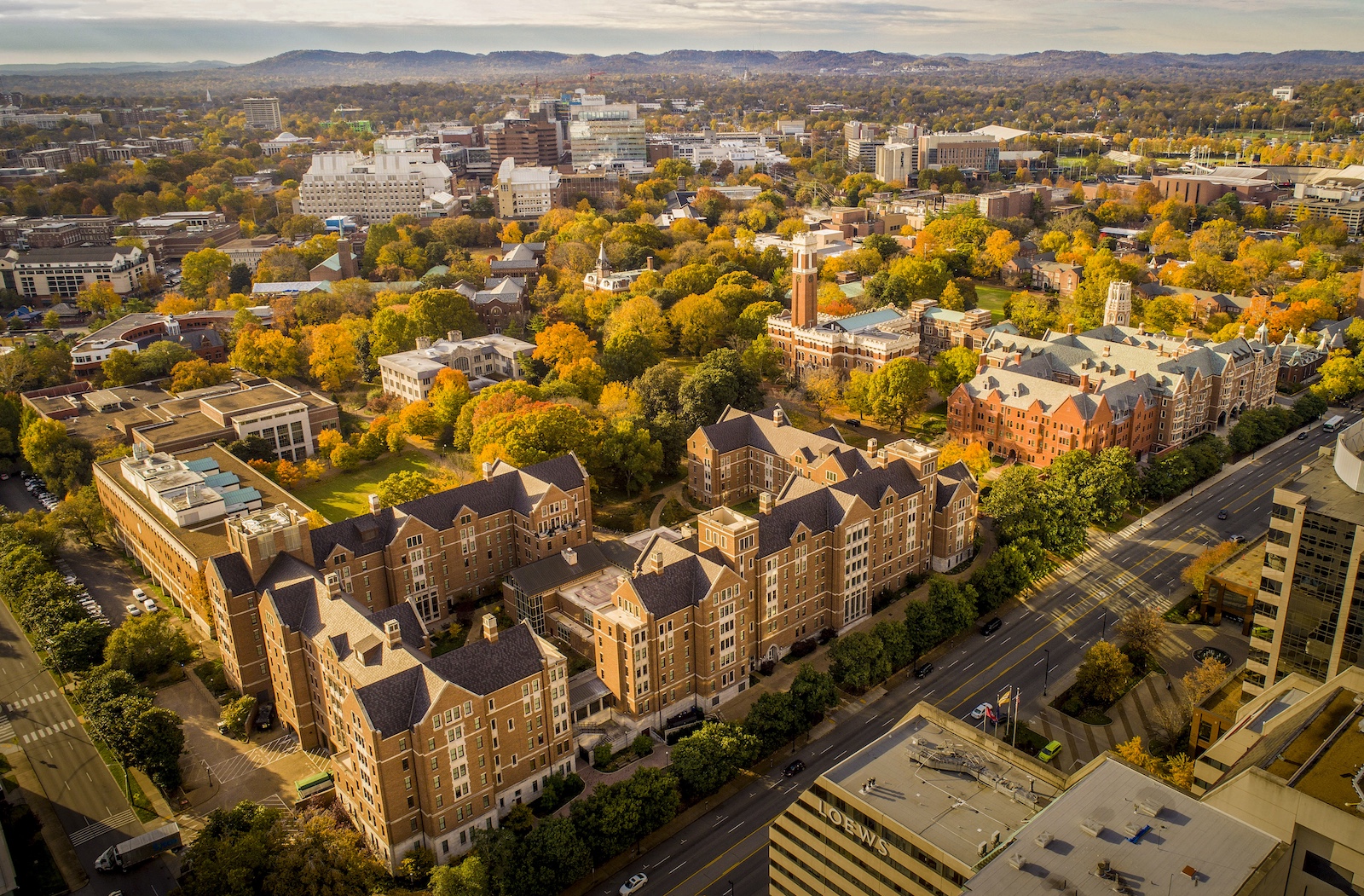 Vanderbilt’s Dare to Grow campaign reaches unprecedented $3.2B goal nearly two years early, establishing launching pad for bolder, more far-reaching impact