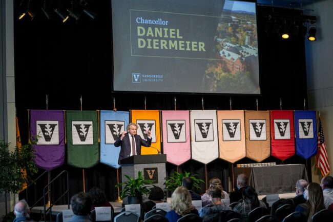 Diermeier applauds staff excellence, presents new awards at Fall Staff Assembly