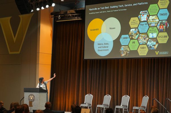 Chief Research Officer Padma Raghavan explains a slide during the Vanderbilt-Nissan Collaboration Showcase