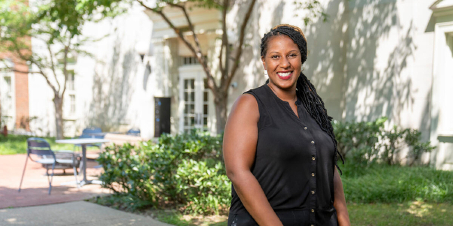 Renã Robinson, associate professor of chemistry, is the new Faculty Head for Murray House on the Martha Rivers Ingram Commons.